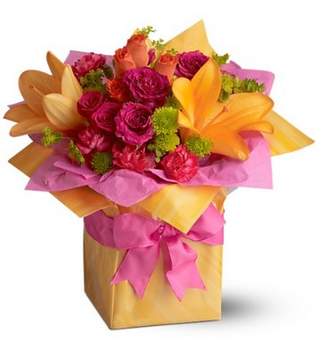 Tres Chic Present from Richardson's Flowers in Medford, NJ