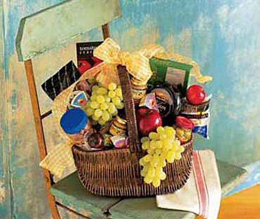 Gourmet Picnic Basket from Richardson's Flowers in Medford, NJ